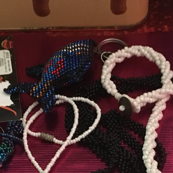 8/8/25 To be modified- 🌴Seed Bead Jewelry Bundle - 138 -I plan to take it apart - Picture 3 of 5